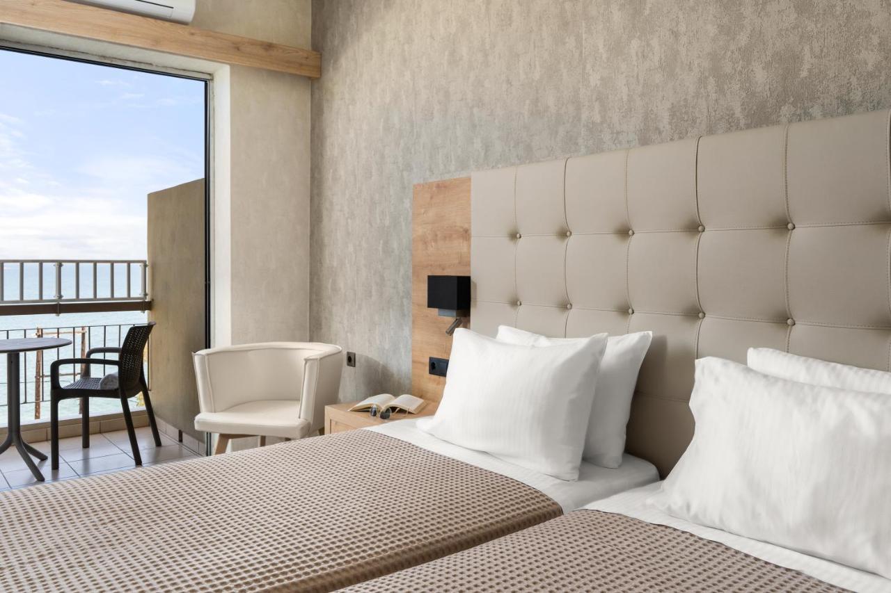 Stefania Hotel アマリントス エクステリア 写真