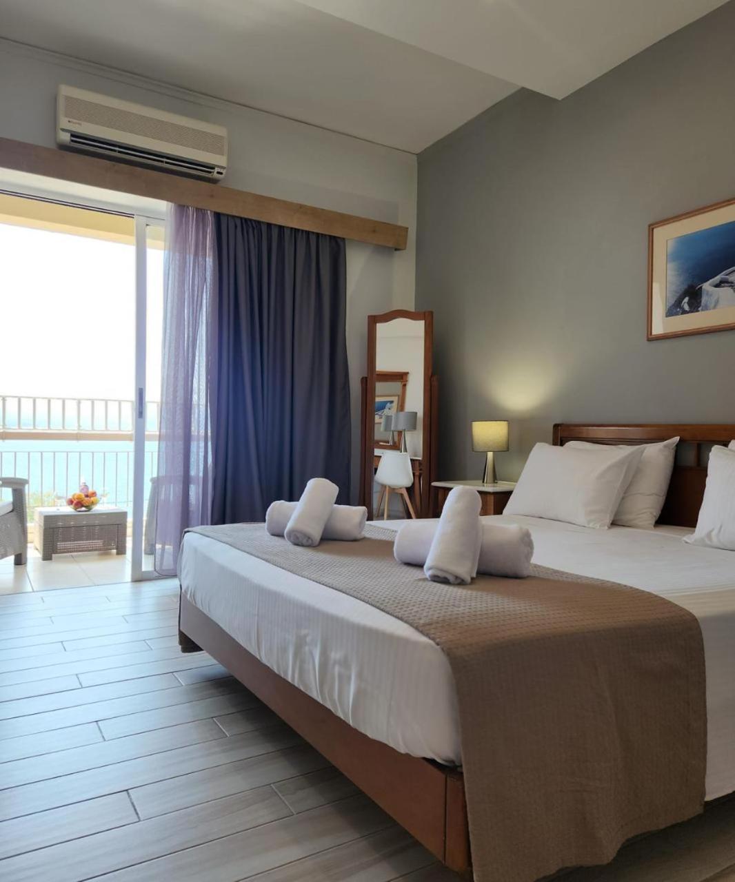 Stefania Hotel アマリントス エクステリア 写真